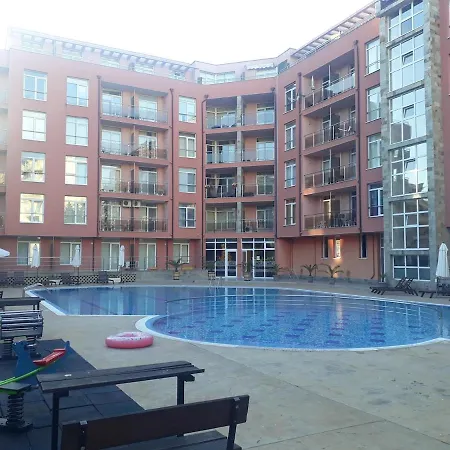 Lenka's Place Close To Cacao Слънчев бряг